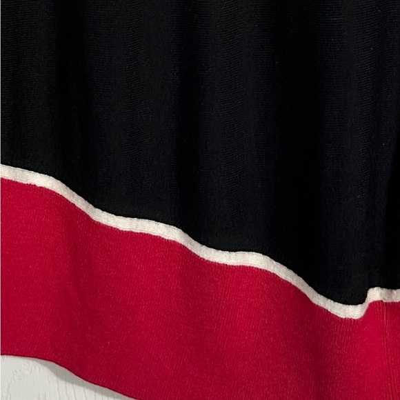 J. Jill asymmetrical colorblock black/red tunic, wool blend, size PS, 3/4 sleeve - Picture 11 of 12
